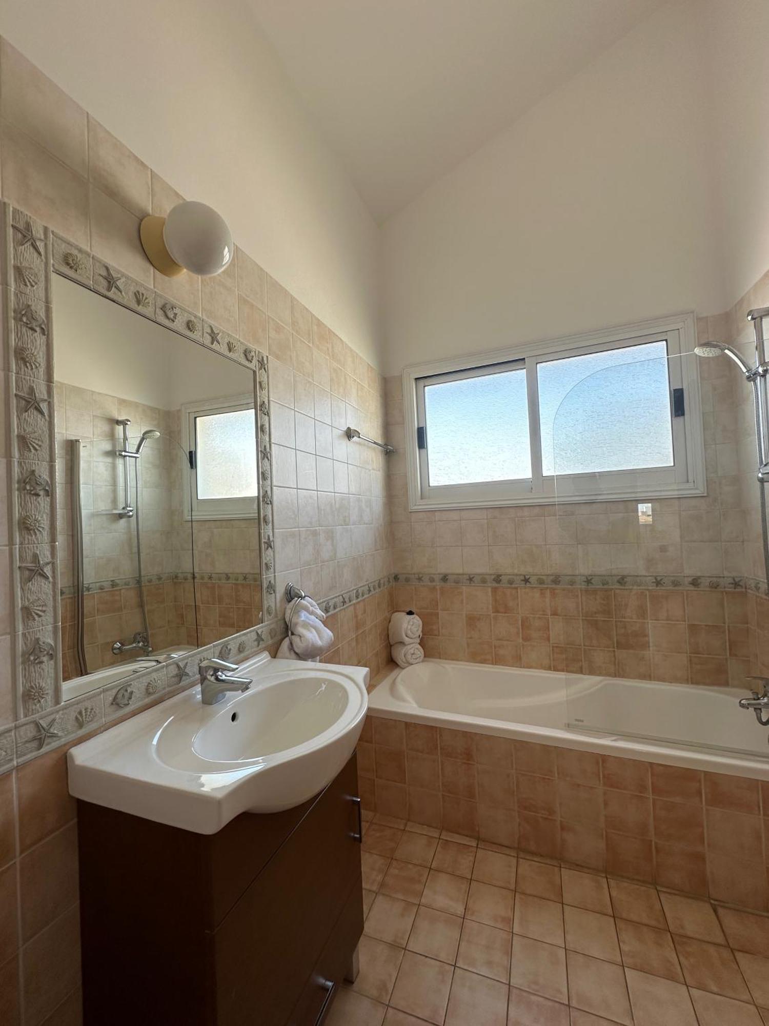 Demetra, Villa *